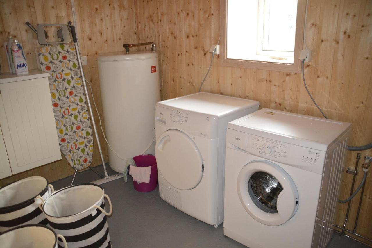 Frugga Feriehus Og Leilighet Straumsjoen Extérieur photo